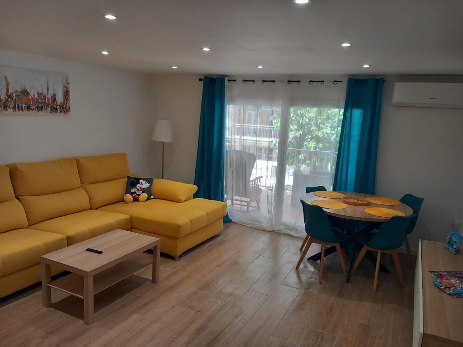 Sea Breeze Apartment Cullera Eksteriør billede